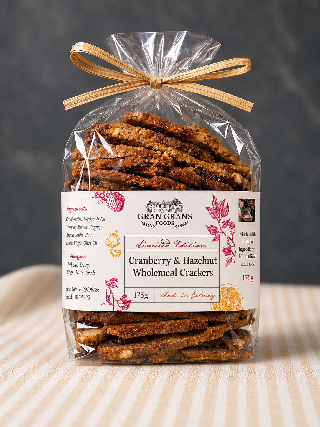 Gran Grans Cranberry & Hazelnut Wholemeal Crackers